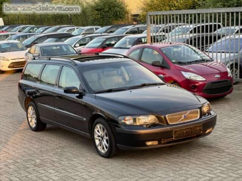 Volvo V70,     XC90, S80,     V40, S60